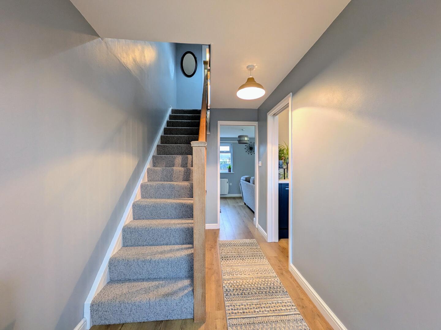 3 bed property in Northey Close, Shortlanesend